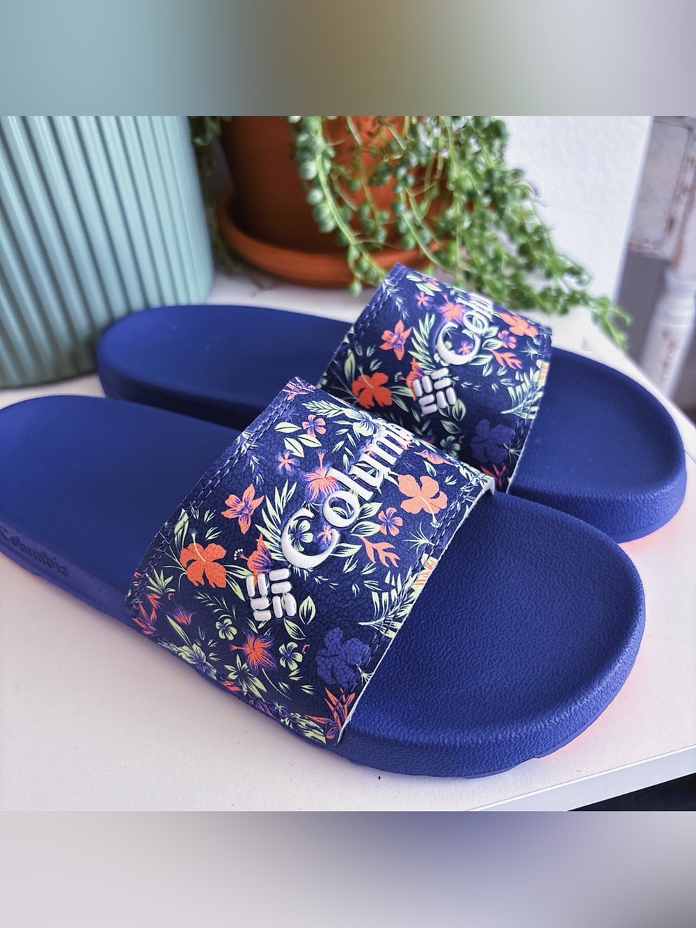 Columbia Girls Floral Slide Sandals Navy Blue Tropical Print